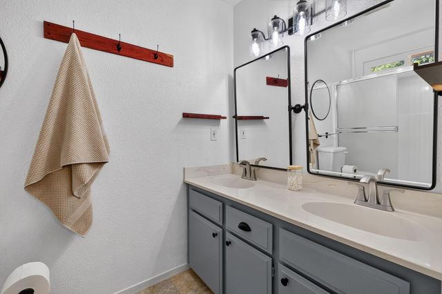 11289 Agnes Way, Grass Valley, CA 95949