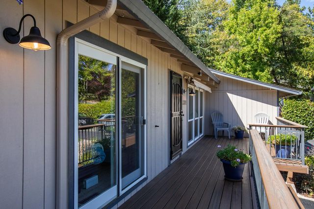 11289 Agnes Way, Grass Valley, CA 95949