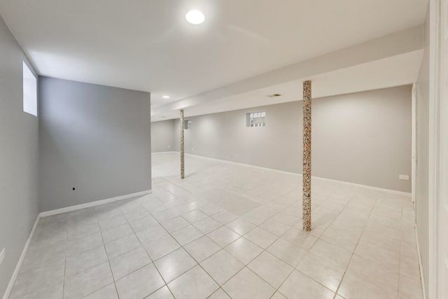 2972 S Loomis Street, Chicago, IL 60608