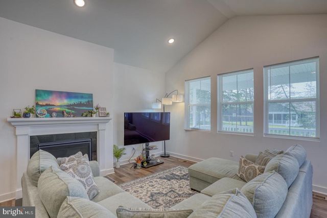 233 S RIDGE BROOK DR, Felton, DE 19943