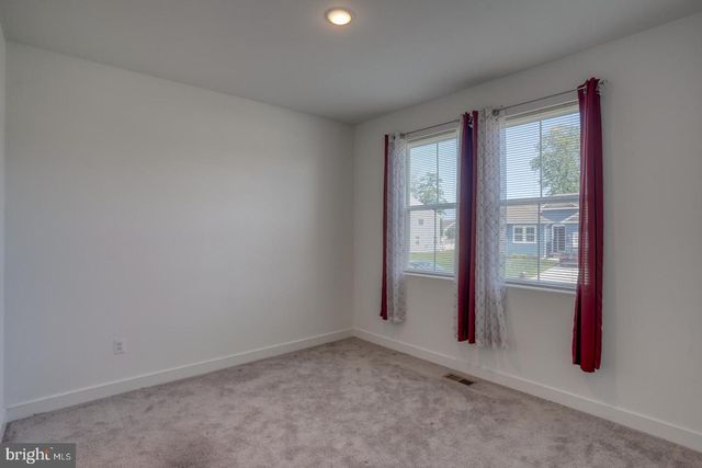 233 S RIDGE BROOK DR, Felton, DE 19943