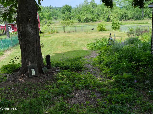 2057 Brookview Road, Schodack, NY 12033