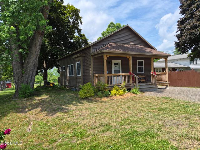 2057 Brookview Road, Schodack, NY 12033