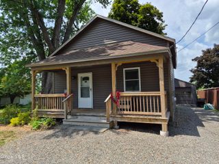 2057 Brookview Road, Schodack, NY 12033