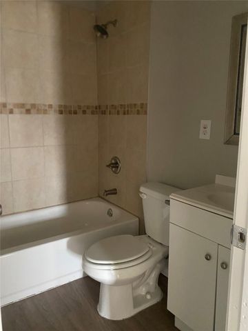 4927 Eastgate Circle, Dallas, TX 75216