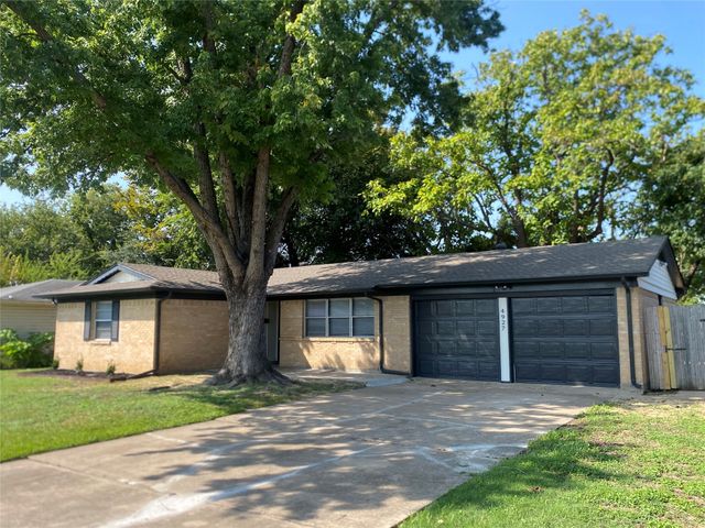 4927 Eastgate Circle, Dallas, TX 75216