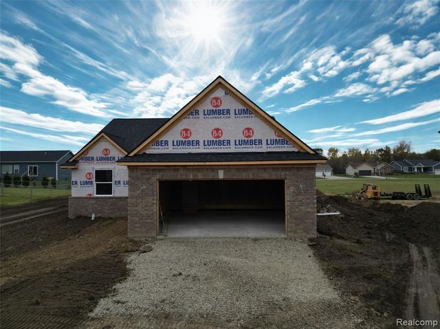 10206 Hunt Drive, Davison, MI 48423