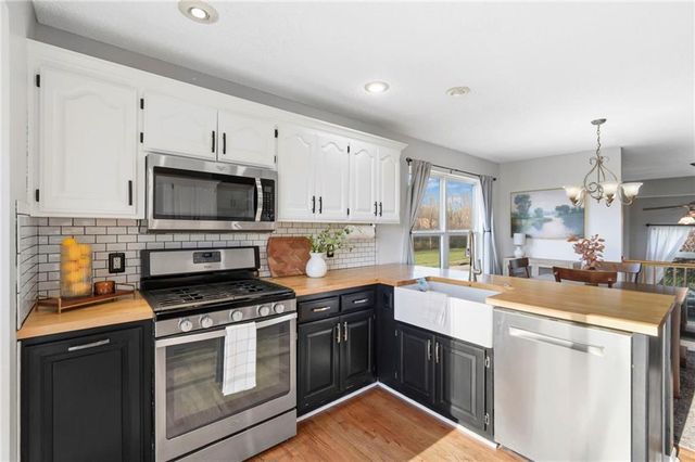 1843 Loughrey Street, Liberty, MO 64068