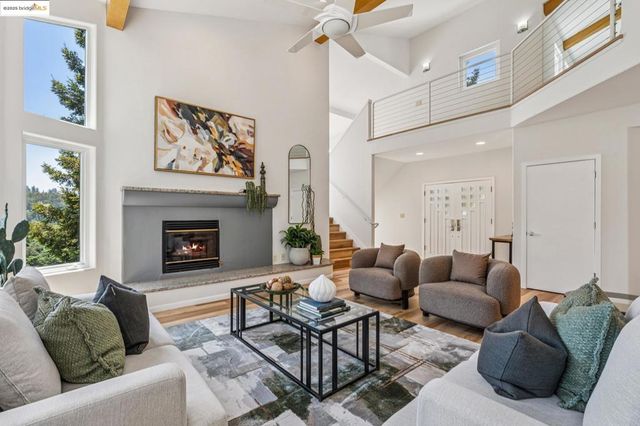 1967 Tunnel RD, Berkeley, CA 94705