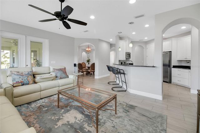 4560 HIGHCREST VIEW, Lady Lake, FL 32159