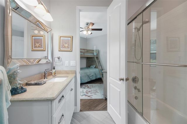 4560 HIGHCREST VIEW, Lady Lake, FL 32159