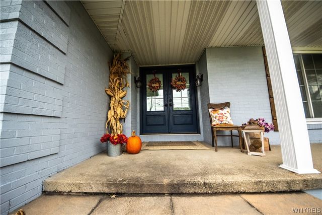 9250 Greiner Road, Clarence, NY 14031