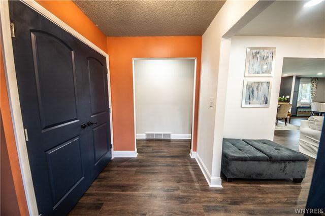 9250 Greiner Road, Clarence, NY 14031