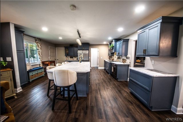 9250 Greiner Road, Clarence, NY 14031