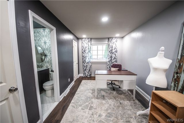 9250 Greiner Road, Clarence, NY 14031