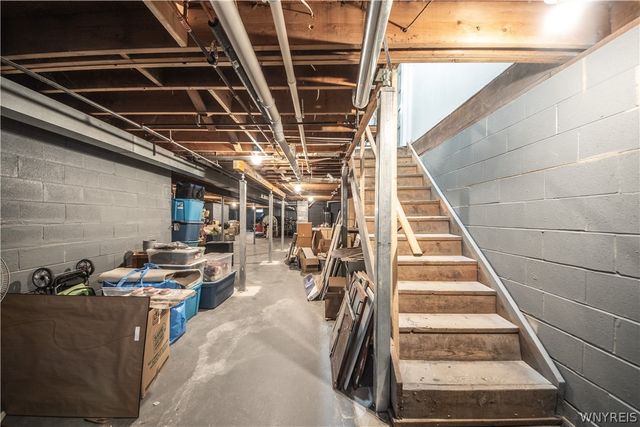 9250 Greiner Road, Clarence, NY 14031