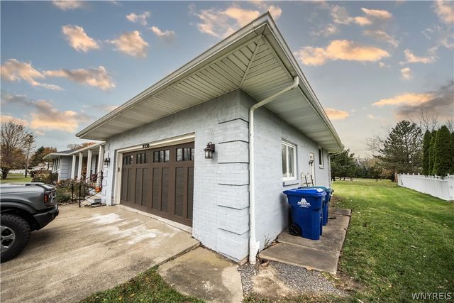 9250 Greiner Road, Clarence, NY 14031