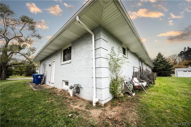 9250 Greiner Road, Clarence, NY 14031