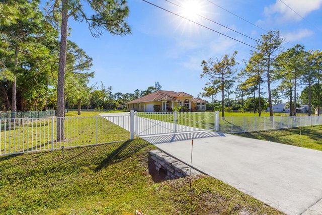 14716 82nd Street N, Loxahatchee, FL 33470