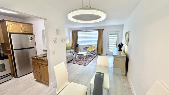 78 Harwood H Crescent, Deerfield Beach, FL 33442