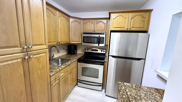 78 Harwood H Crescent, Deerfield Beach, FL 33442