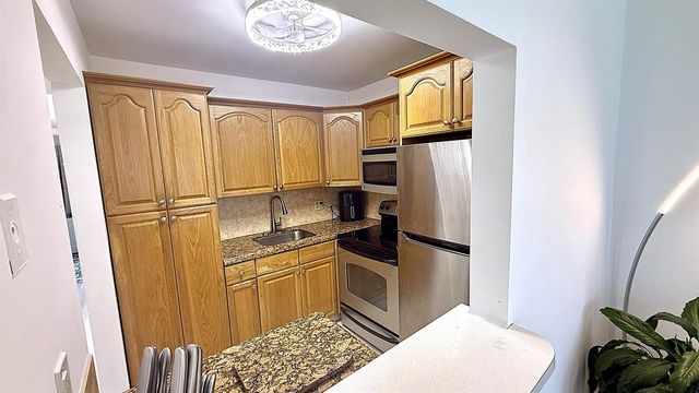 78 Harwood H Crescent, Deerfield Beach, FL 33442