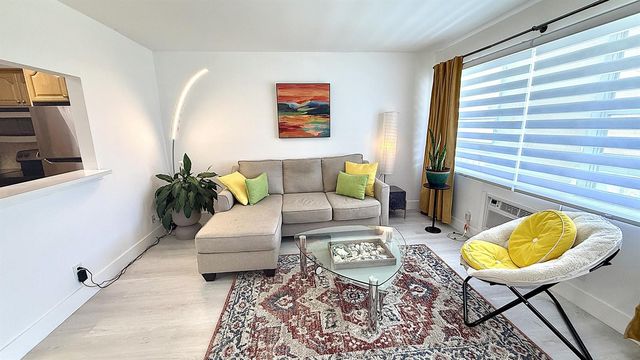 78 Harwood H Crescent, Deerfield Beach, FL 33442