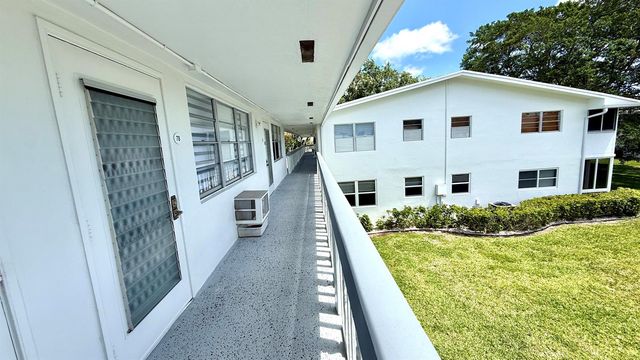 78 Harwood H Crescent, Deerfield Beach, FL 33442