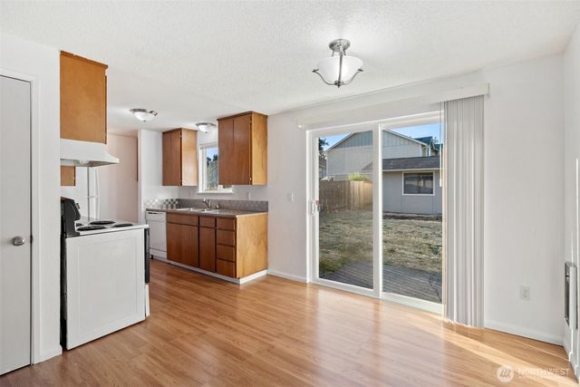 111 113 175th Street S, Spanaway, WA 98387