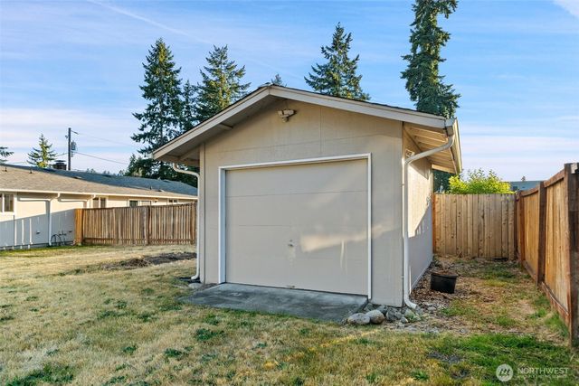 111 113 175th Street S, Spanaway, WA 98387