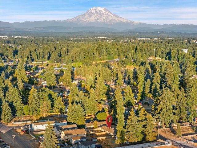 111 113 175th Street S, Spanaway, WA 98387