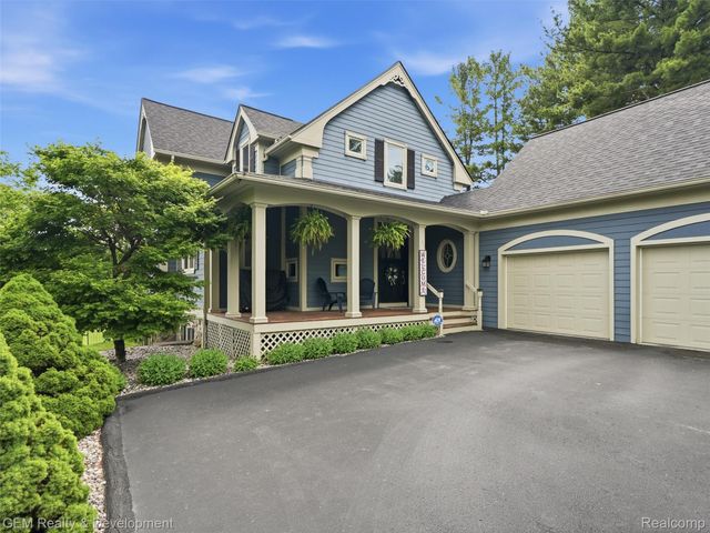 45625 W 9 Mile Road, Novi, MI 48374