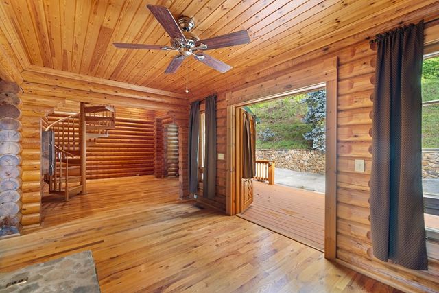 214 Cross Creek Trail, Robbinsville, NC 28771