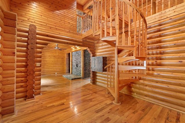214 Cross Creek Trail, Robbinsville, NC 28771