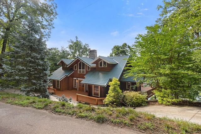 214 Cross Creek Trail, Robbinsville, NC 28771
