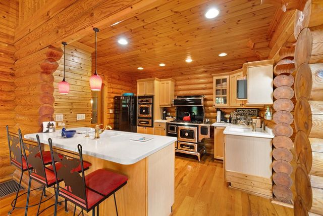 214 Cross Creek Trail, Robbinsville, NC 28771