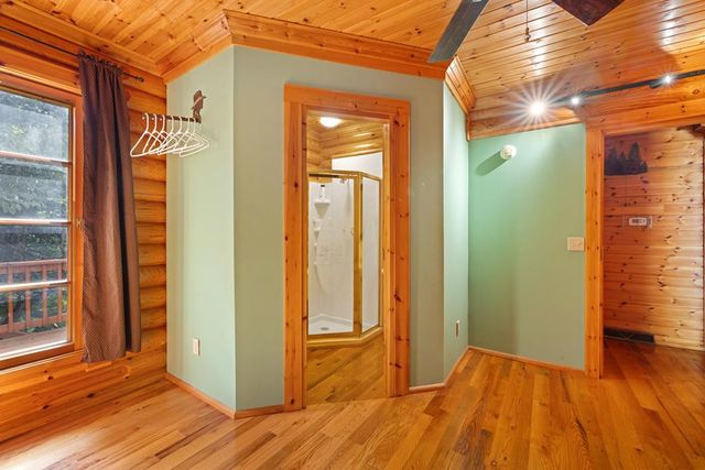 214 Cross Creek Trail, Robbinsville, NC 28771