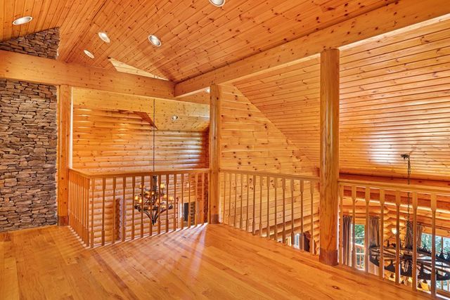 214 Cross Creek Trail, Robbinsville, NC 28771