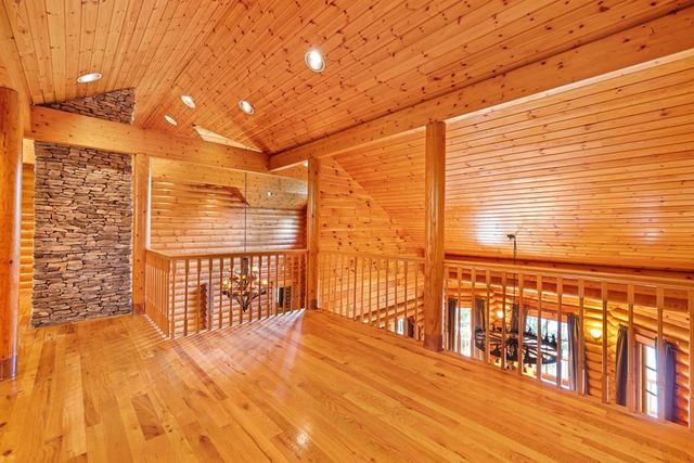 214 Cross Creek Trail, Robbinsville, NC 28771