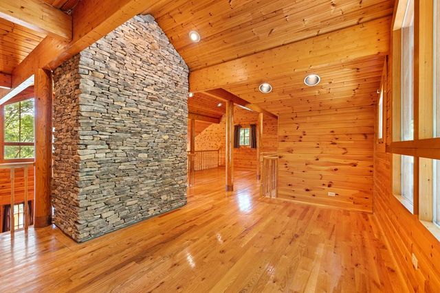 214 Cross Creek Trail, Robbinsville, NC 28771