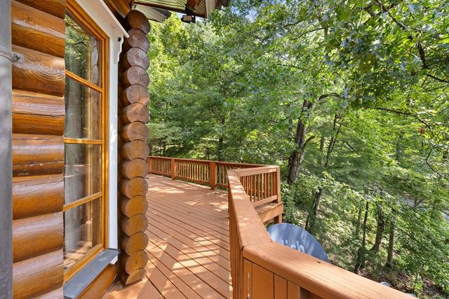214 Cross Creek Trail, Robbinsville, NC 28771