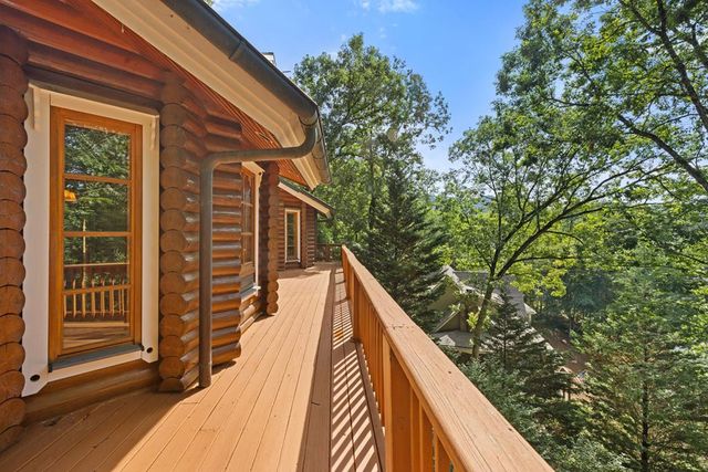 214 Cross Creek Trail, Robbinsville, NC 28771