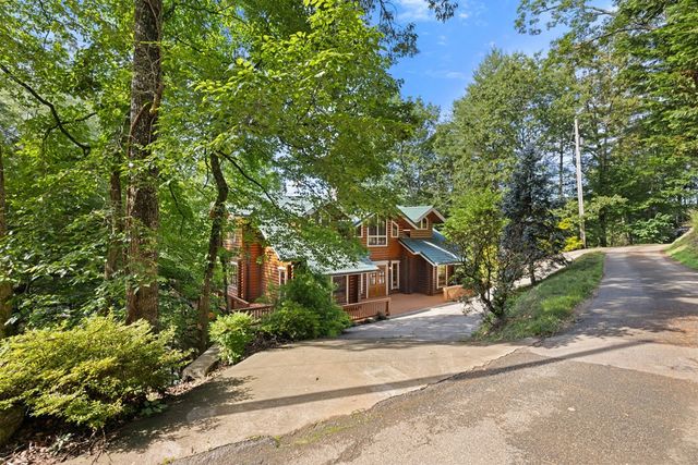 214 Cross Creek Trail, Robbinsville, NC 28771