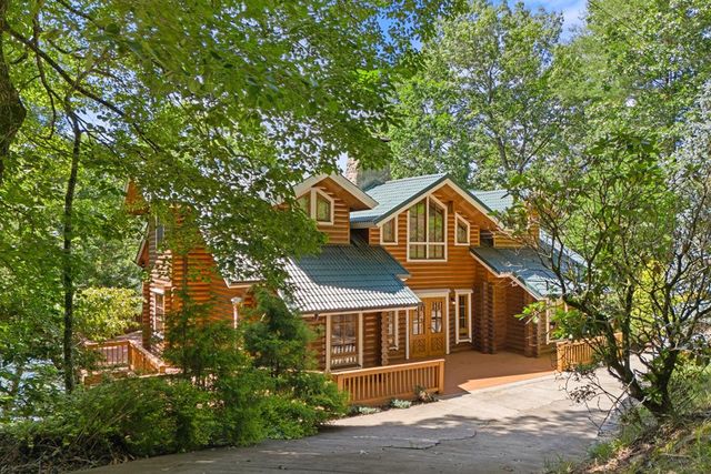 214 Cross Creek Trail, Robbinsville, NC 28771
