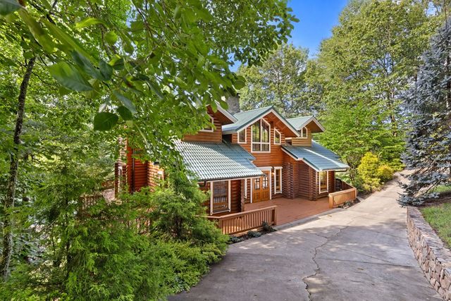 214 Cross Creek Trail, Robbinsville, NC 28771