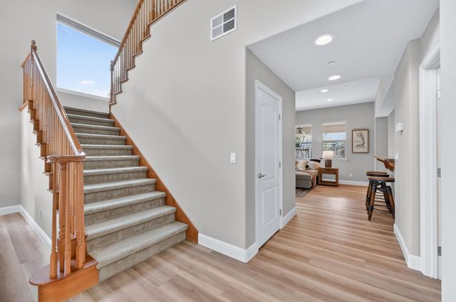 503 Lohse Ct, Lincoln, CA 95648