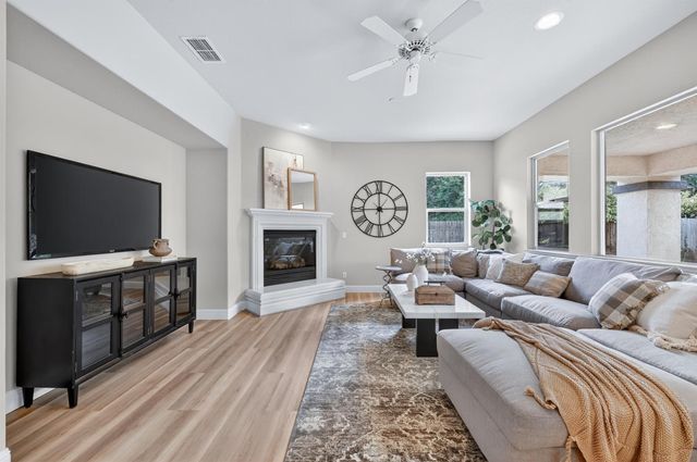 503 Lohse Ct, Lincoln, CA 95648