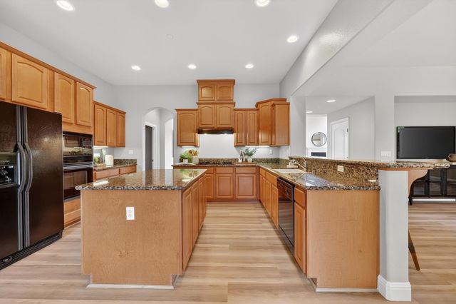 503 Lohse Ct, Lincoln, CA 95648