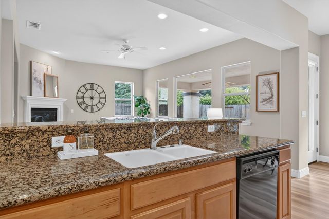 503 Lohse Ct, Lincoln, CA 95648