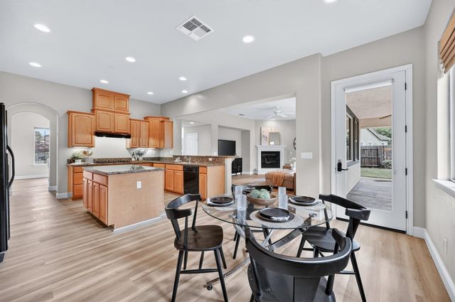 503 Lohse Ct, Lincoln, CA 95648